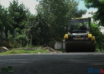 В частном секторе Новобаварского района ремонтируют дороги В частном секторе Новобаварского района ремонтируют дороги