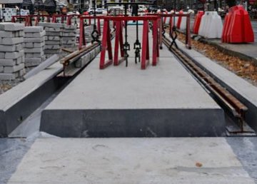 Возле Журавлевского гидропарка реконструируют трамвайные пути Возле Журавлевского гидропарка реконструируют трамвайные пути