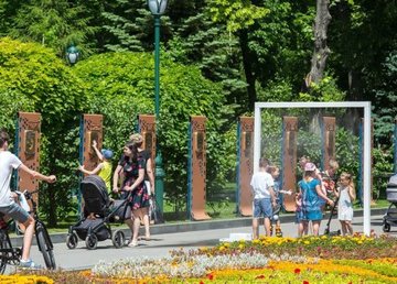 В Харькове устанавливают освежающие рамки В Харькове устанавливают освежающие рамки