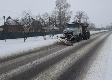 85 спецавтівок забезпечують проїзд на Харківщині 85 спецавтівок забезпечують проїзд на Харківщині