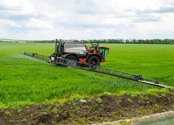 Аграрії Харківщини завершують сівбу олійних культур Аграрії Харківщини завершують сівбу олійних культур
