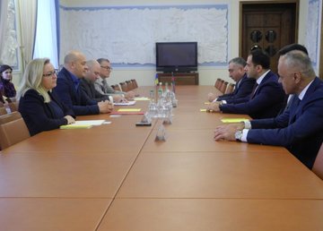 Александр Скакун провел встречу с делегацией Республики Азербайджан