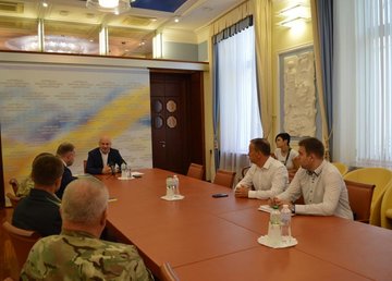 Александр Скакун встретился с ветеранами АТО/ООС Александр Скакун встретился с ветеранами АТО/ООС