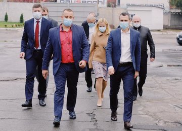 Алексей Кучер ознакомился с работой одного из крупнейших предприятий пищепрома области