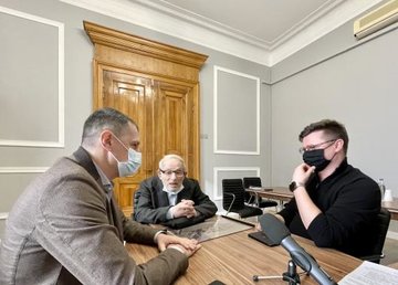 Антон Деньгуб и Роман Семенуха встретились с 97-летним теннисистом Леонидом Станиславским