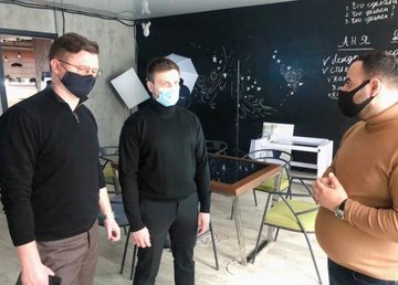 Антон Деньгуб ознакомился с работой научного парка «Синергия» Антон Деньгуб ознакомился с работой научного парка «Синергия»