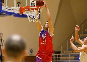 Баскетболисты "Политехника" уверенно стартовали в Высшей лиге ЧУ