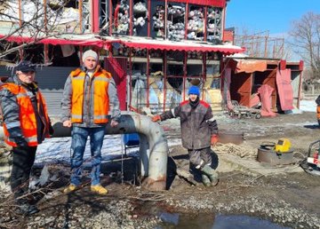 Бригады ХТС ремонтируют сети во всех районах, чтобы обеспечить город теплом Бригады ХТС ремонтируют сети во всех районах, чтобы обеспечить город теплом