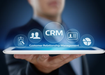 CRM система для бизнеса: ключевые преимущества и возможности CRM система для бизнеса: ключевые преимущества и возможности