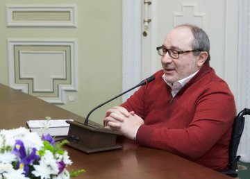 Геннадий Кернес поздравляет харьковчанок с 8 Марта Геннадий Кернес поздравляет харьковчанок с 8 Марта