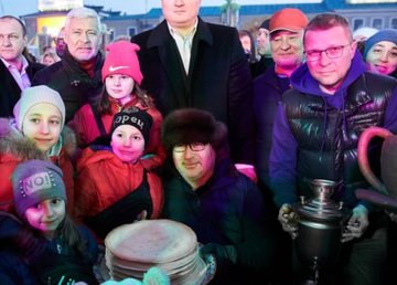 Геннадий Кернес поздравил харьковчан с Масленицей Геннадий Кернес поздравил харьковчан с Масленицей