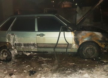 Дергачевский район: спасатели потушили горящий автомобиль