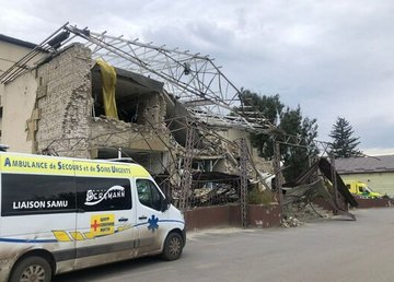 Для надання медичної допомоги населенню в деокупованому Ізюмі об’єднали лікарів «первинки» і вторинної ланки