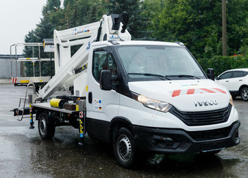 Для потреб Харківщини передали чотири спецавтівки від німецьких партнерів Для потреб Харківщини передали чотири спецавтівки від німецьких партнерів