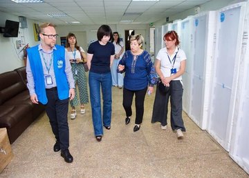 Для внутрішньо переміщених людей, які мешкають в одному з гуртожитків Харкова, передали побутову техніку від ООН