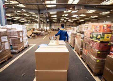 Франция оказывает гуманитарную помощь Харькову Франция оказывает гуманитарную помощь Харькову