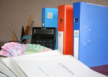 Громады могут получить субвенцию на создание сети служб поддержки пострадавших от домашнего насилия