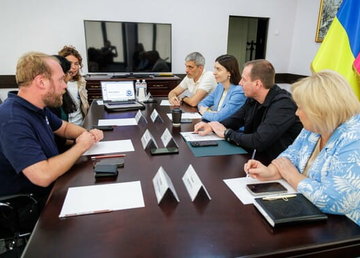 Харківська ОВА продовжує співпрацю з міжнародними благодійниками у сфері медичних і гуманітарних ініціатив