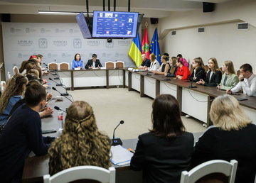 Харківська ОВА розширює співпрацю з молодіжними організаціями області у сферах науки, культури та освіти Харківська ОВА розширює співпрацю з молодіжними організаціями області у сферах науки, культури та освіти