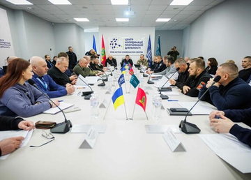 Харківська ОВА в координації з партнерами впроваджуватиме нові проєкти з гуманітарного розмінування Харківська ОВА в координації з партнерами впроваджуватиме нові проєкти з гуманітарного розмінування