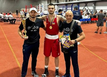 Харківські спортсмени на Всеукраїнському турнірі з боксу здобули золоті медалі