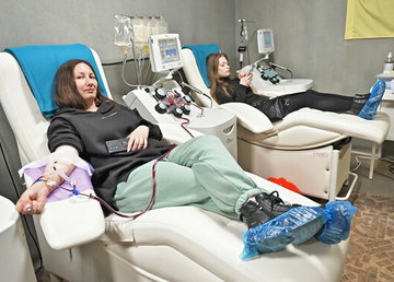 Харківський обласний центр служби крові влаштував свято для донорів Харківський обласний центр служби крові влаштував свято для донорів