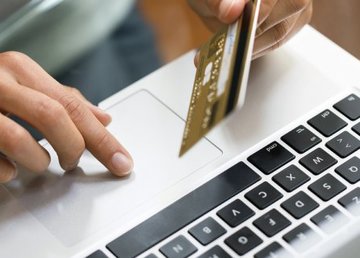 Харьковчане могут оплатить отопление онлайн или в отделениях «Приватбанка» Харьковчане могут оплатить отопление онлайн или в отделениях «Приватбанка»