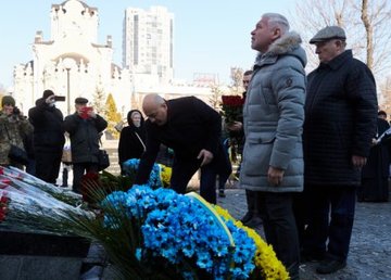 Харьковчане почтили память погибших воинов-афганцев Харьковчане почтили память погибших воинов-афганцев