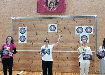 Харьковская лучница - вице-чемпионка всеукраинского турнира Харьковская лучница - вице-чемпионка всеукраинского турнира