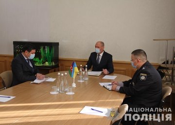 Харьковская милиция продолжает охранять представительства Азербайджана и Армении - Валерий Сокуренко