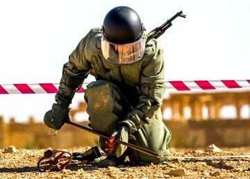 Харьковская область: пиротехники в сутки разминировали 375 взрывоопасных предмета времен Второй мировой войны