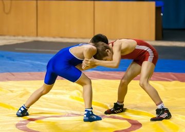 Харьковские борцы завоевали 13 наград на всеукраинском турнире