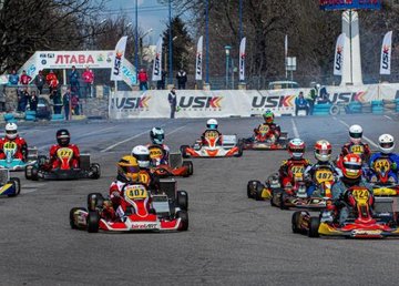 Харьковские гонщики начали сезон с победы