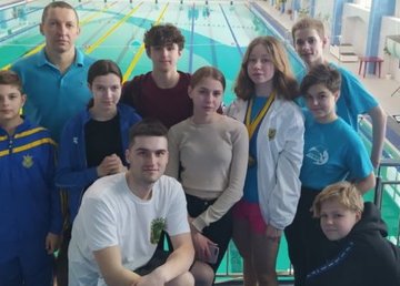 Харьковские пловцы в ластах завоевали медали на Кубке Украины