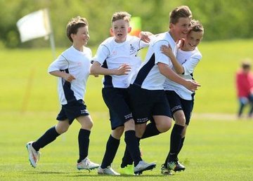 Харьковские школьники запустили спортивный челлендж "School champions"