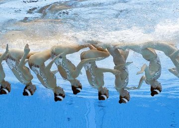 Харьковские синхронистки - третьи после технической программы групп на Олимпиаде Харьковские синхронистки - третьи после технической программы групп на Олимпиаде