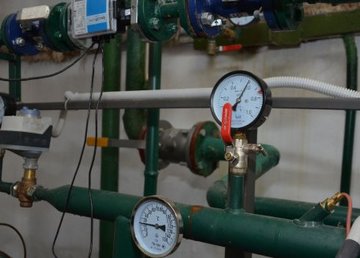 «Харьковские тепловые сети» убирают старые котельные c крыш 