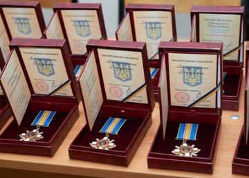 Харьковским коммунальщикам вручили государственные награды Харьковским коммунальщикам вручили государственные награды