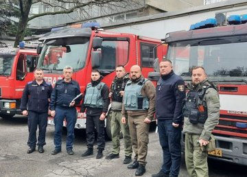 Харьковским спасателям передали три пожарные машины Харьковским спасателям передали три пожарные машины
