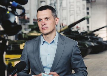 Харьковский бронетанковый завод будет только прогрессировать. Алексей Кучер Харьковский бронетанковый завод будет только прогрессировать. Алексей Кучер