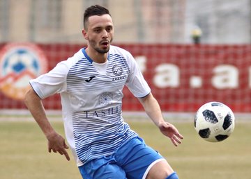 Харьковский футболист второй раз подряд принес в овертайме победу своей армянской команде