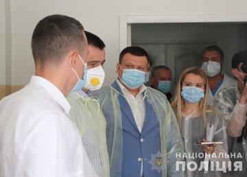 Харьковское ведомственное медицинское учреждение системы МВД получило современный аппарат искусственной вентиляции легких Харьковское ведомственное медицинское учреждение системы МВД получило современный аппарат искусственной вентиляции легких