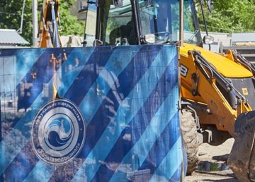 «Харьковводоканал» устраняет аварию на Нетеченском бульваре