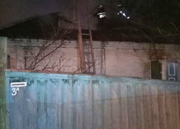 Холодногорский район: на месте пожара обнаружено тело погибшего мужчины Холодногорский район: на месте пожара обнаружено тело погибшего мужчины