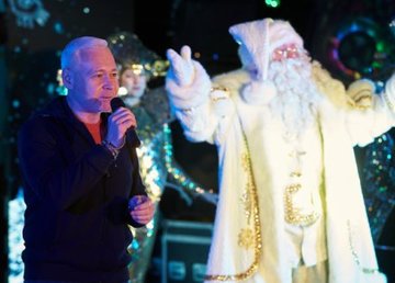 Игорь Терехов поздравил детей с новогодними праздниками