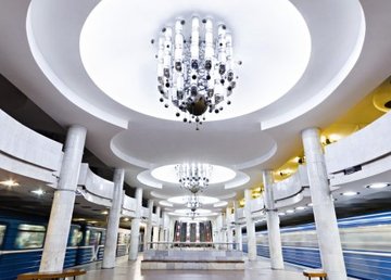 Игорь Терехов поздравляет метрополитеновцев