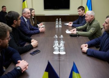 Игорь Терехов провел встречу с послом Румынии