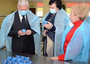 Игорь Терехов проверил работу столовой школы № 17