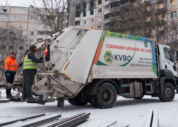 Из Харькова за неделю вывезли почти 35 тысяч кубометров мусора Из Харькова за неделю вывезли почти 35 тысяч кубометров мусора