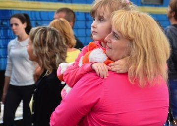 Как детям-переселенцам без родителей получить помощь на проживание 